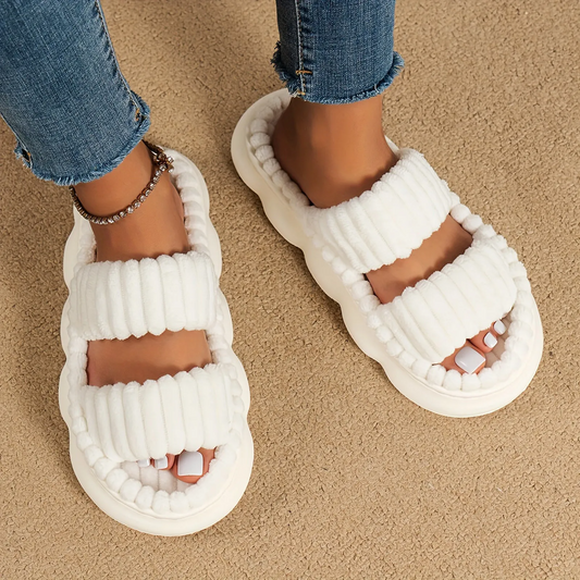 Annika | Chaussons en velours côtelé