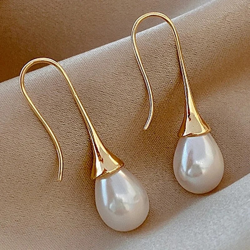Helena | Boucles d’oreilles classiques à perles